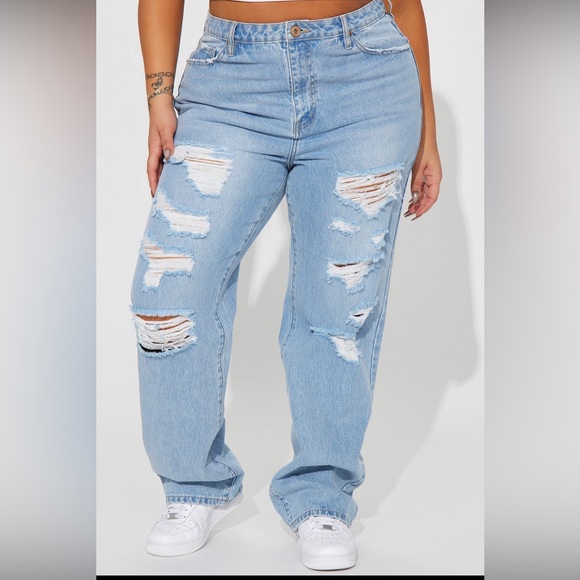 Fashion Nova Denim - Fashion nova: BOY PROBLEMS RIPPED STRAIGHT LEG JEANS - LIGHT WASH